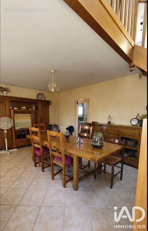 Maison 133 m² à Villemandeur  - photo 8