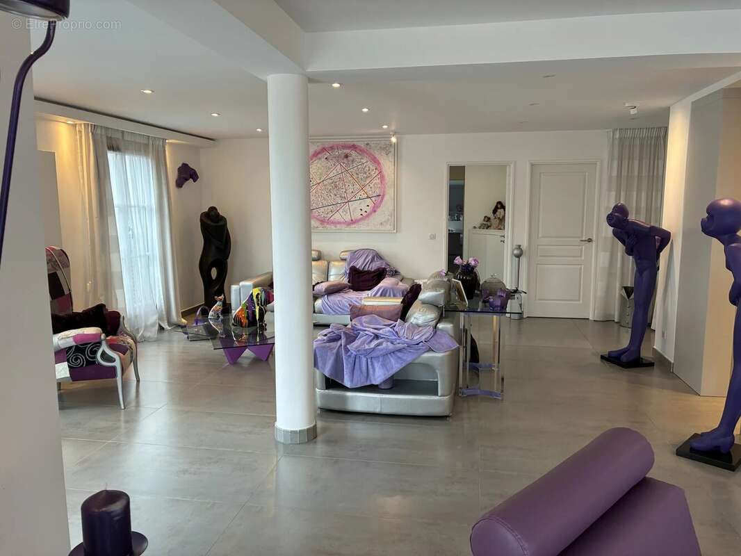 Appartement à FONTAINEBLEAU