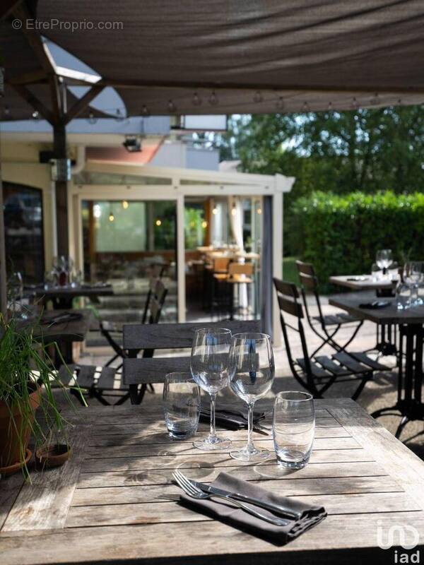 Photo 1 - Commerce à MAXILLY-SUR-LEMAN