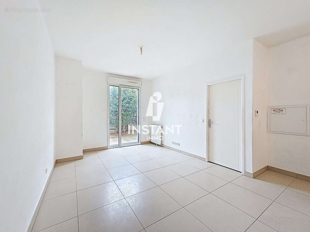 Appartement à MAISONS-ALFORT