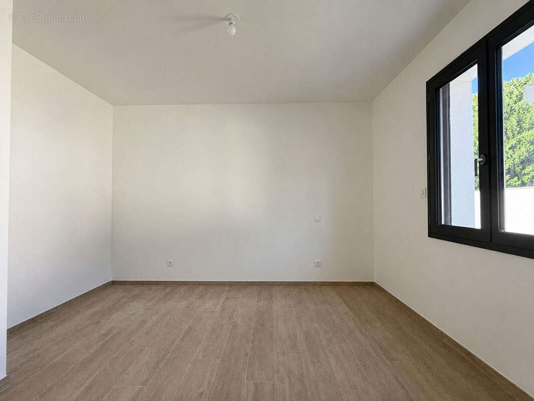 COUP DE COEUR - Maison neuve de 4 pièces avec garage - photo 5