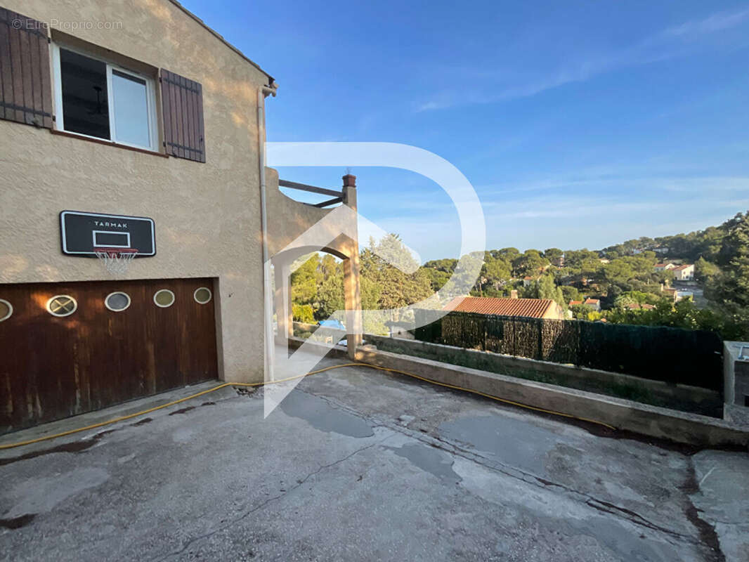 Maison à LA SEYNE-SUR-MER