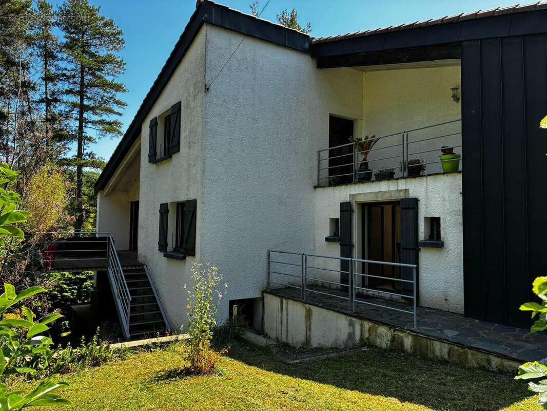 Maison 180 m² à Revel  - photo 3