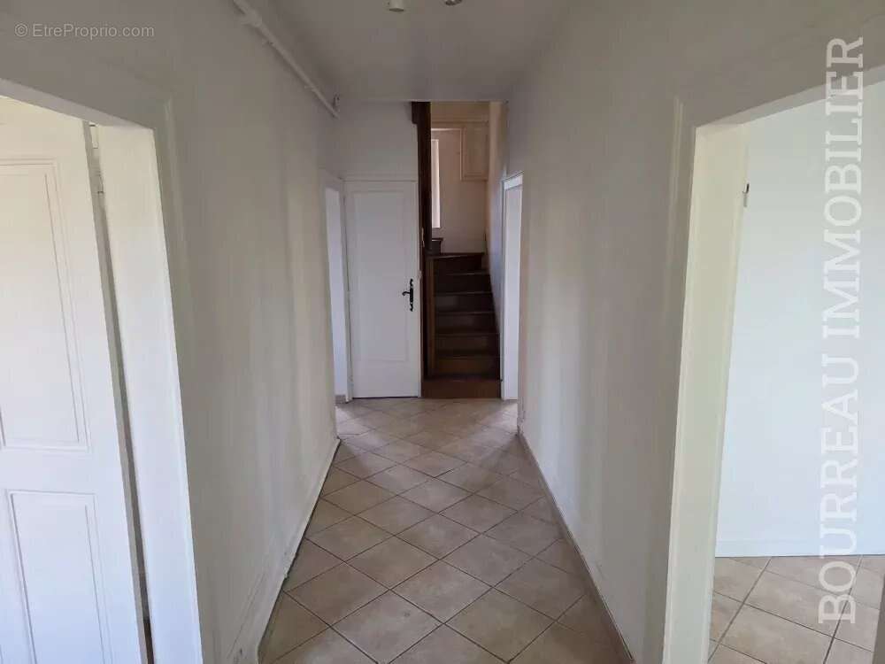 Maison à CHASSY