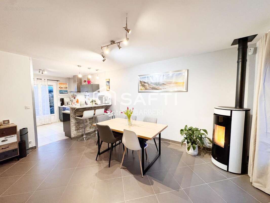 Photo 6 - Maison à MENUCOURT