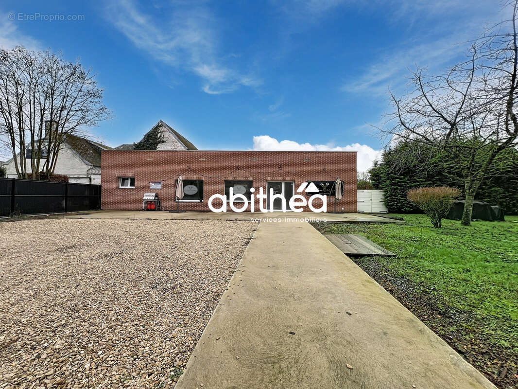 Maison à ENGLEFONTAINE