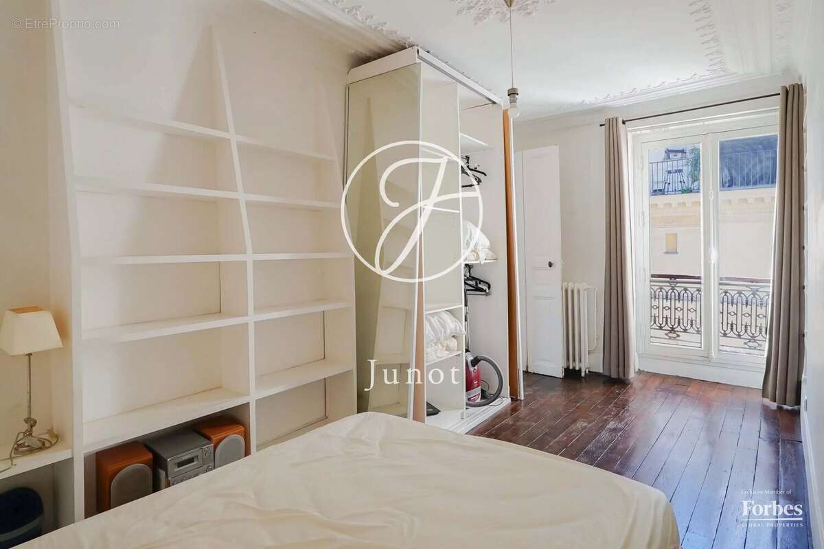 Appartement à PARIS-4E