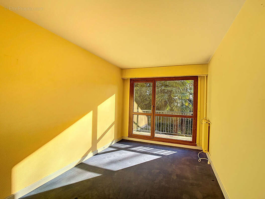 Appartement à FONTENAY-SOUS-BOIS