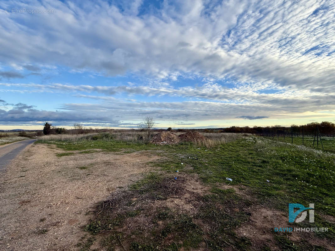 Terrain à MONTBLANC
