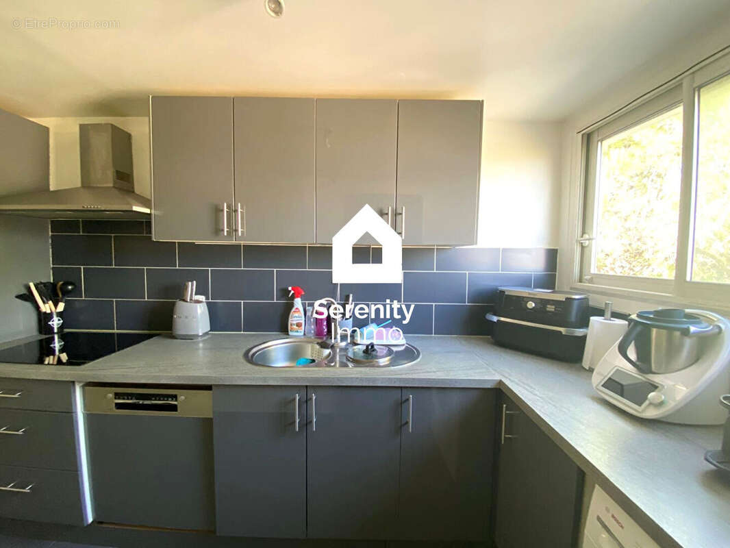 Appartement à SEPTEMES-LES-VALLONS