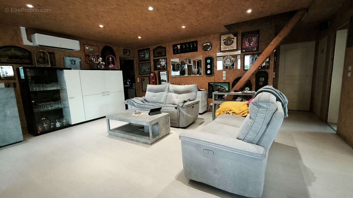 Maison à CHATEAU-GONTIER