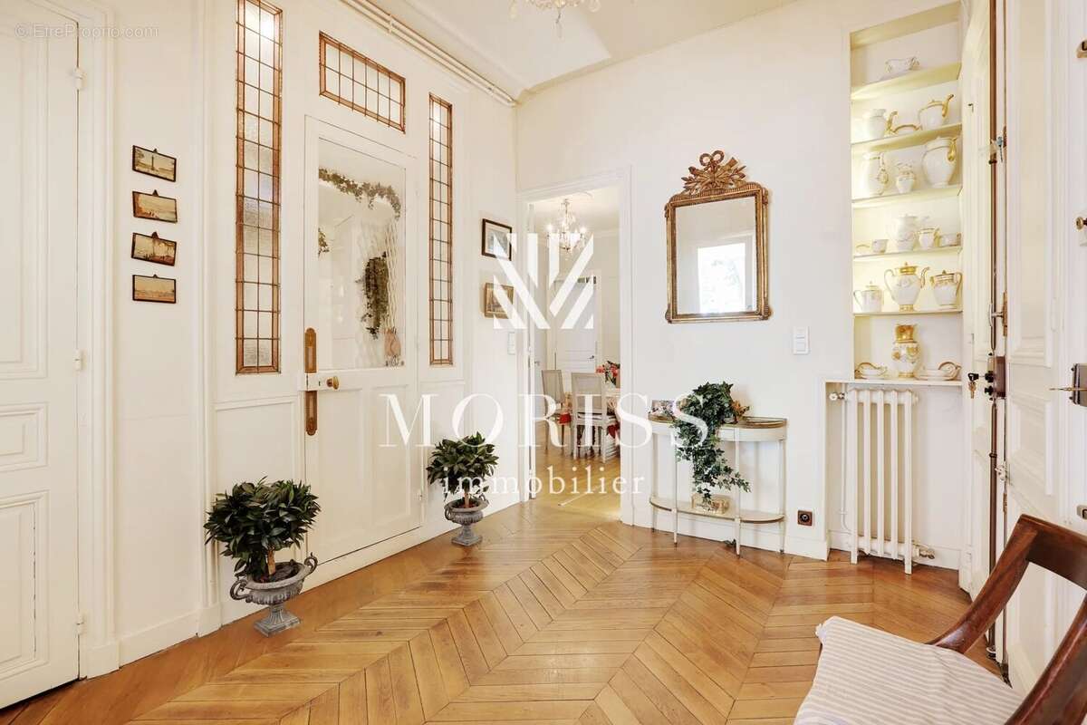 Appartement à PARIS-9E