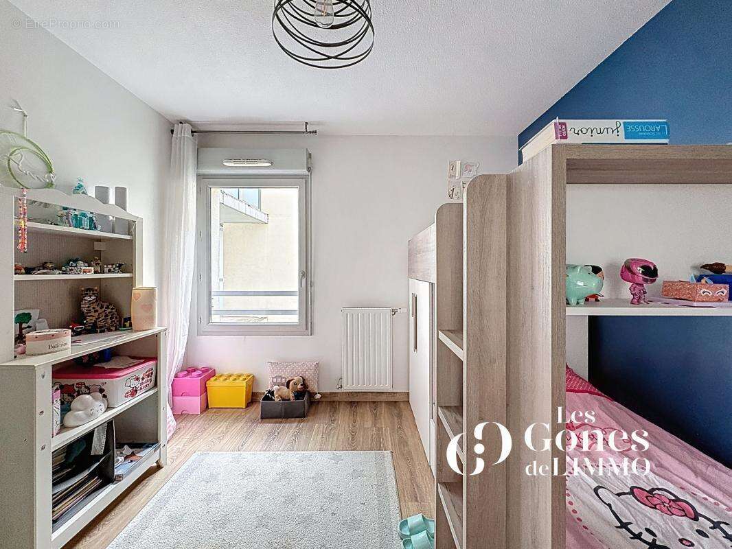 Appartement à VAULX-EN-VELIN