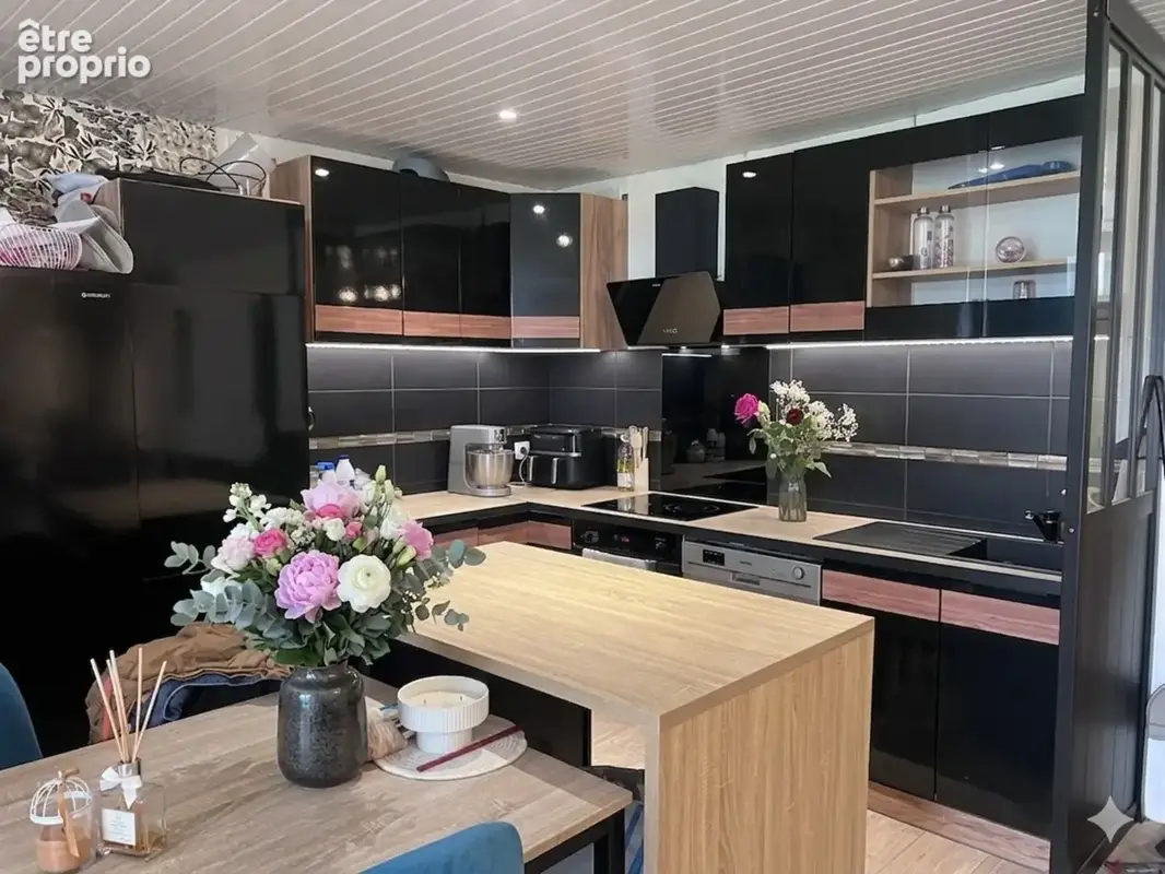 Maison à vendre 5 pièces GREZAC (17) 12 min de l'océan atlantique - photo 2
