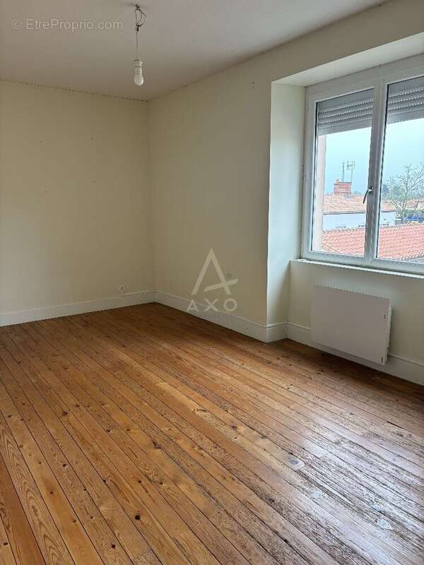 Maison à SAINTE-FLORENCE