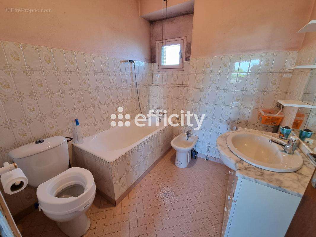 Maison 198 m² à Les Monts-Verts  - photo 23