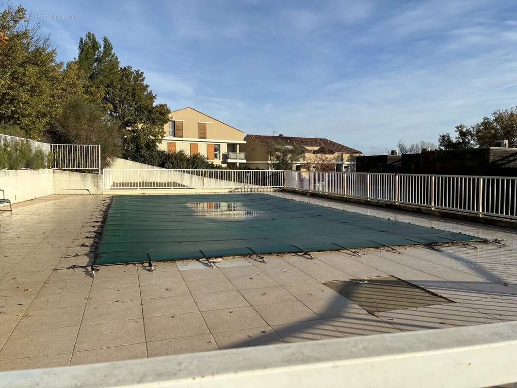 Appartement à VENELLES