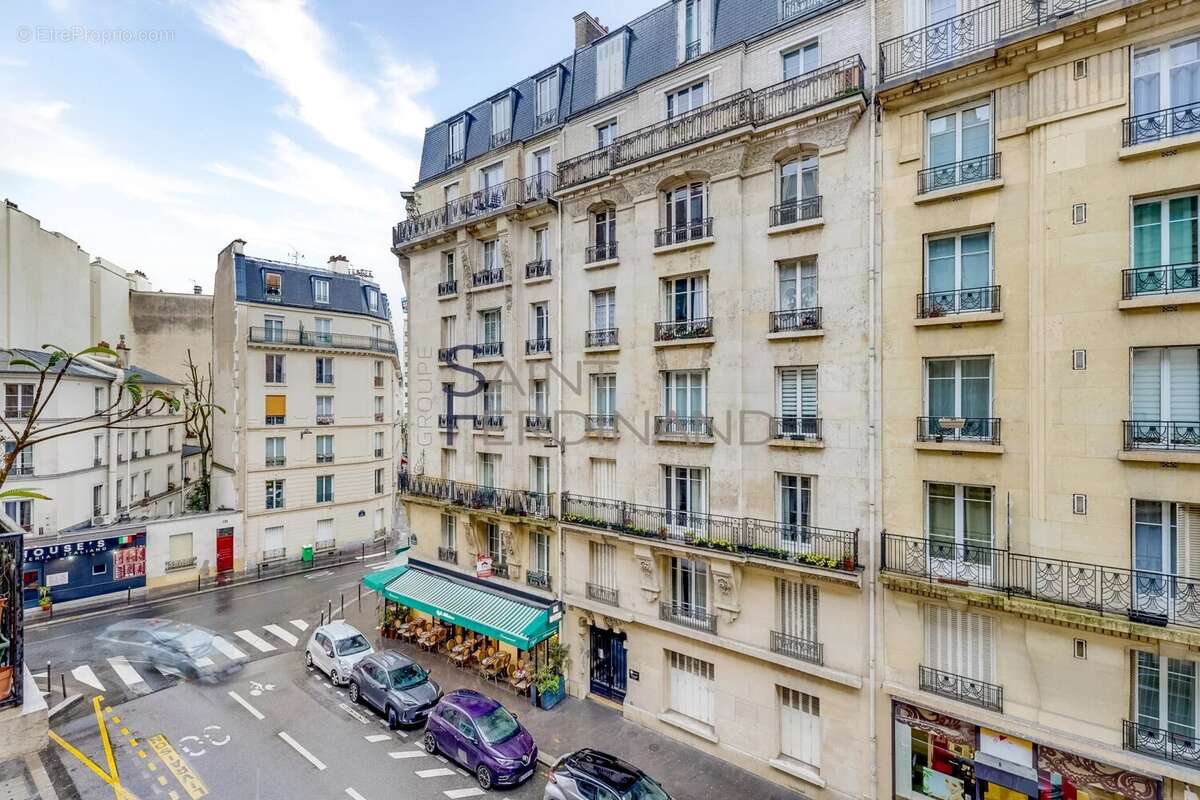 Appartement à PARIS-12E