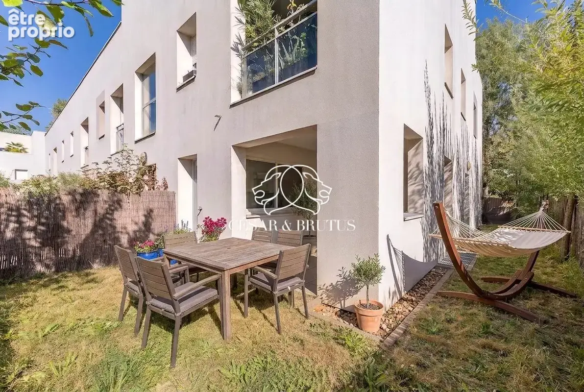Photo Appartement à Saint-Cyr-Au-Mont-D'or au prix de 300 000€