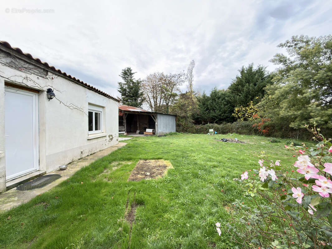 Maison à CORCOUE-SUR-LOGNE