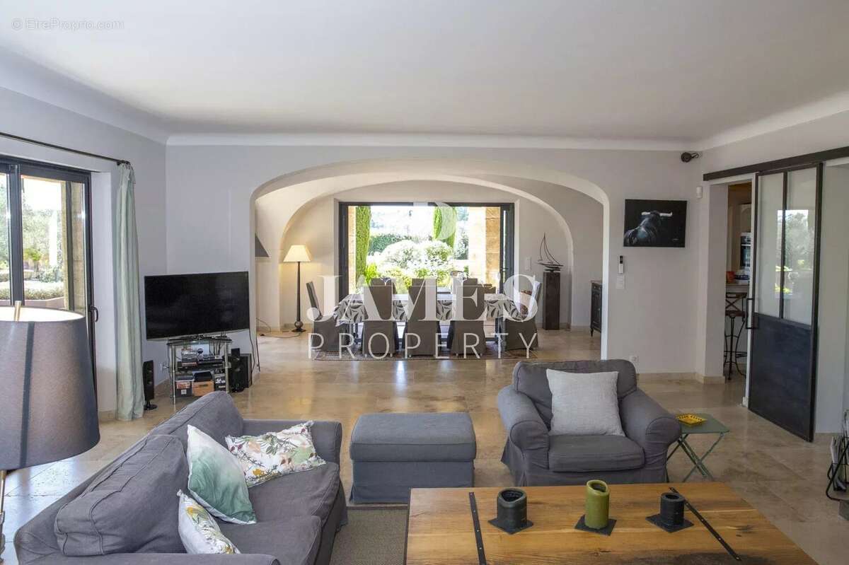 Maison à PARADOU