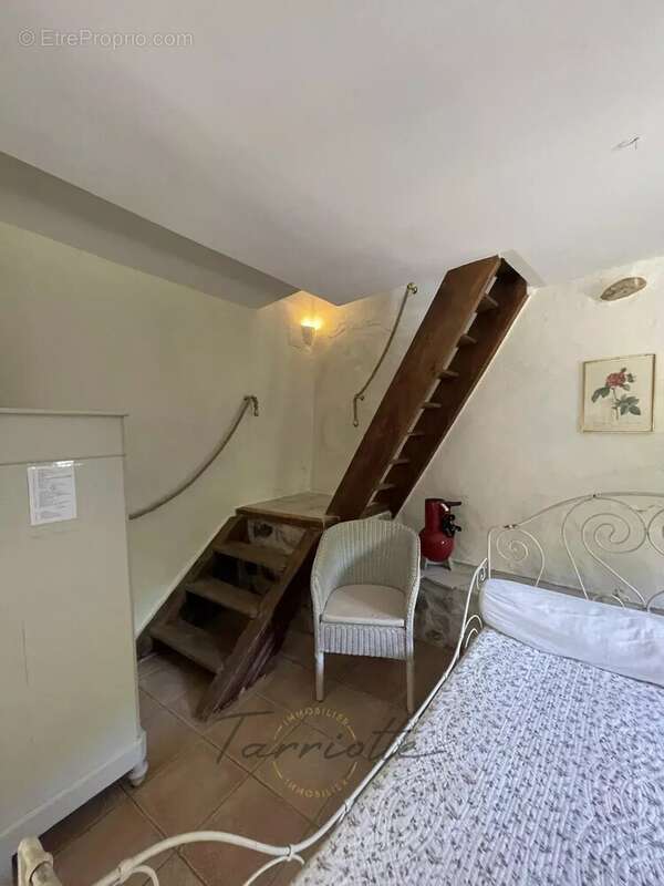 Maison à VALVIGNERES