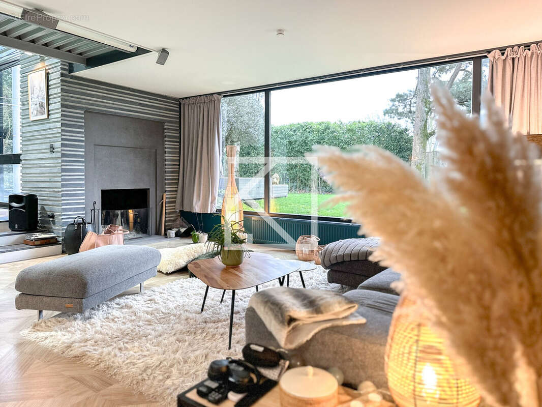 Maison à LES HERBIERS