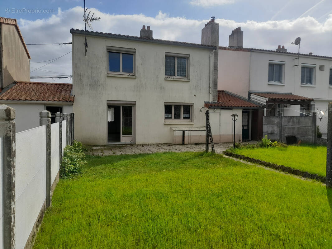 Maison à LES HERBIERS