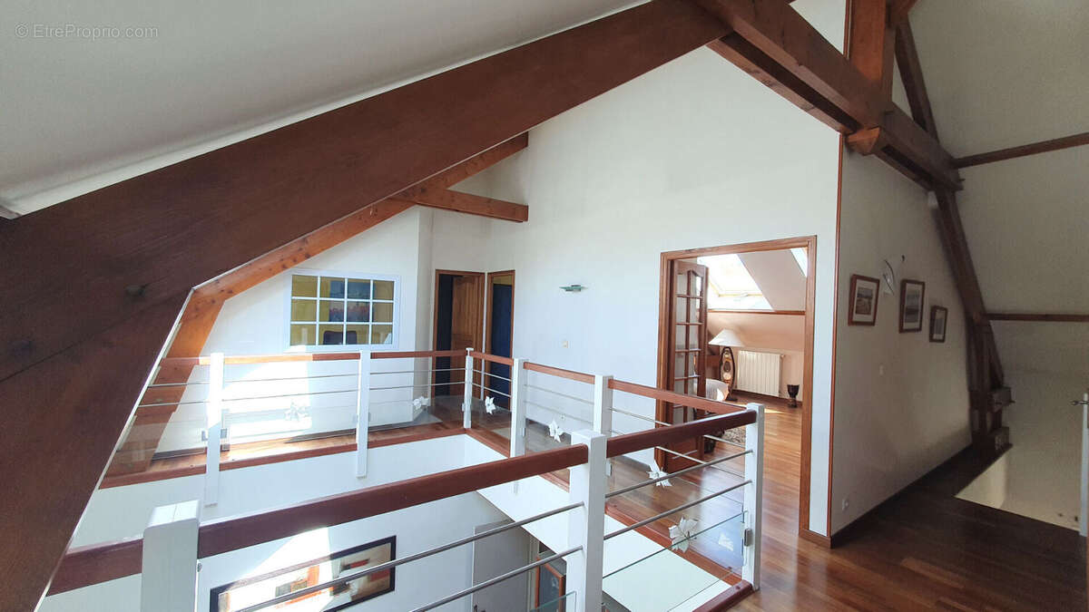 Maison à L&#039;HAY-LES-ROSES