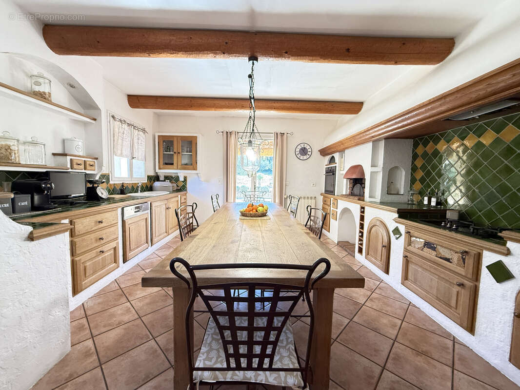 Maison à MEYRARGUES