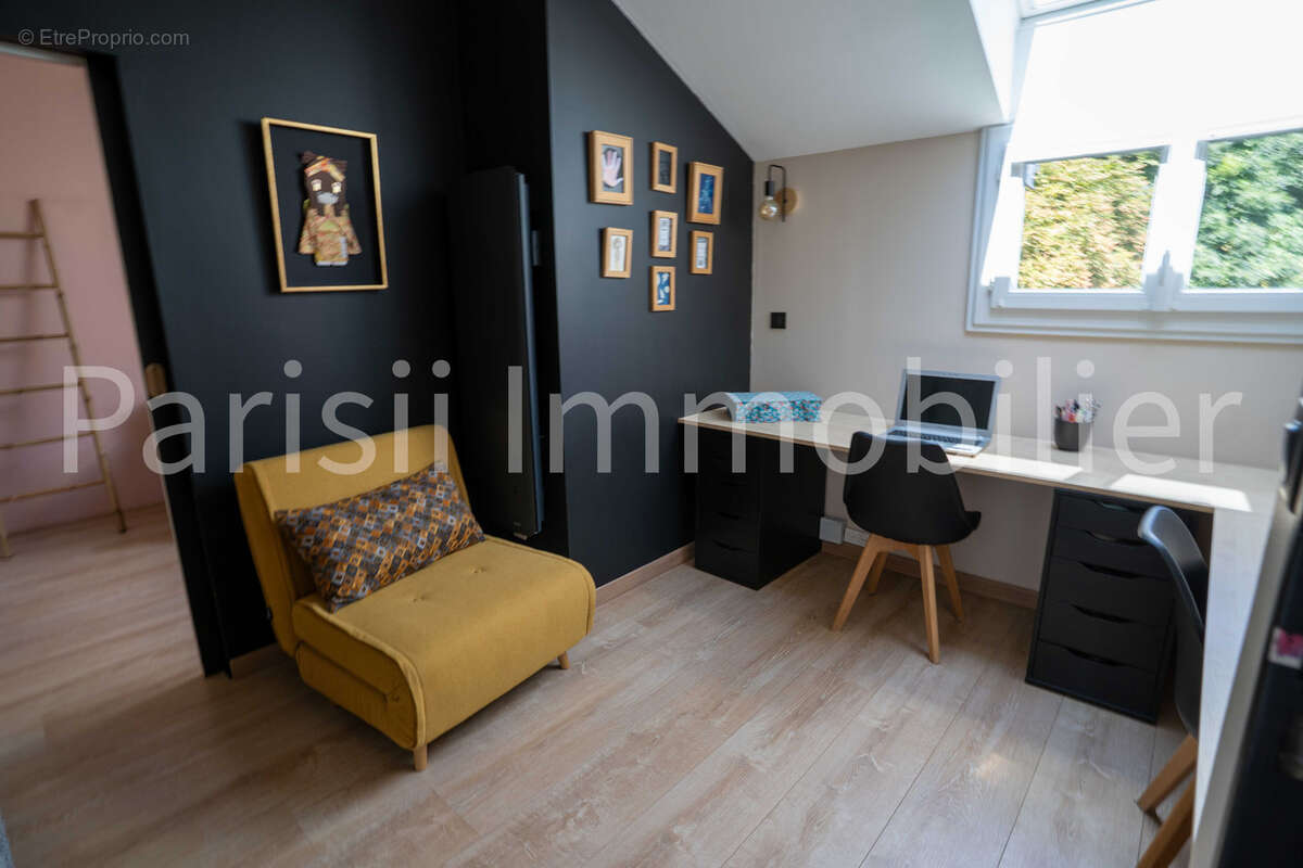 Appartement duplex - 5 pièces - 110,73m2 - Secteur val d'or - Cormeilles-en-Parisis - photo 14