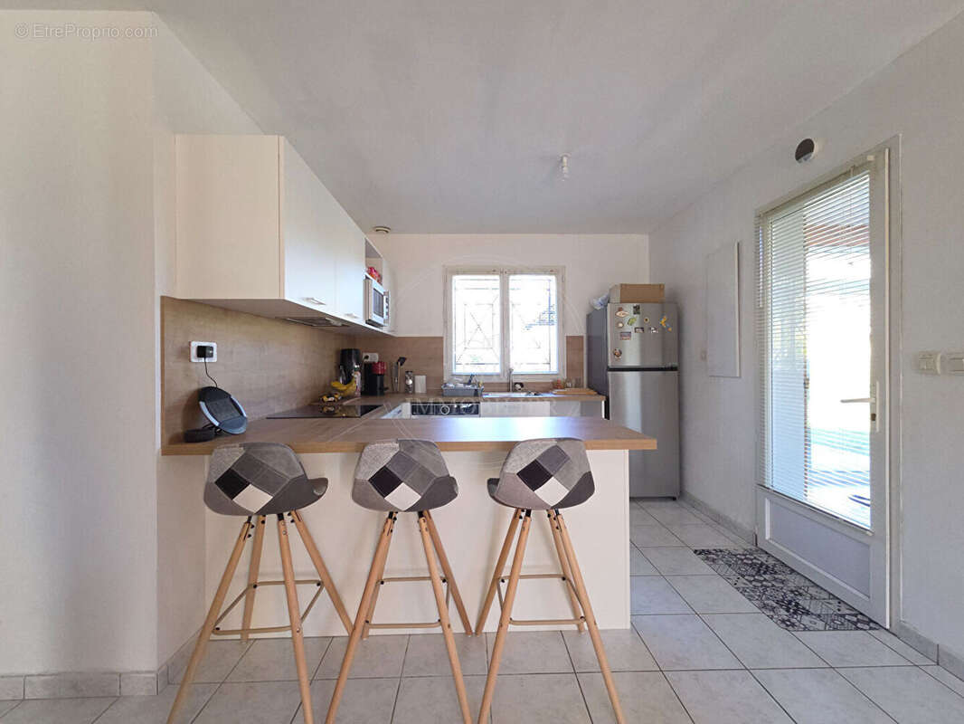 Maison à MIOS