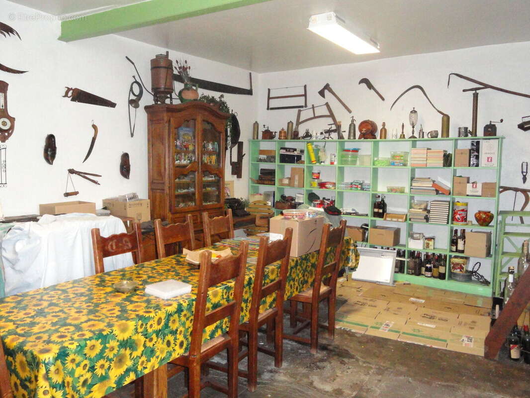 Commerce à CARCASSONNE