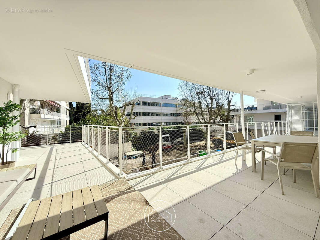 Appartement à MARSEILLE-8E