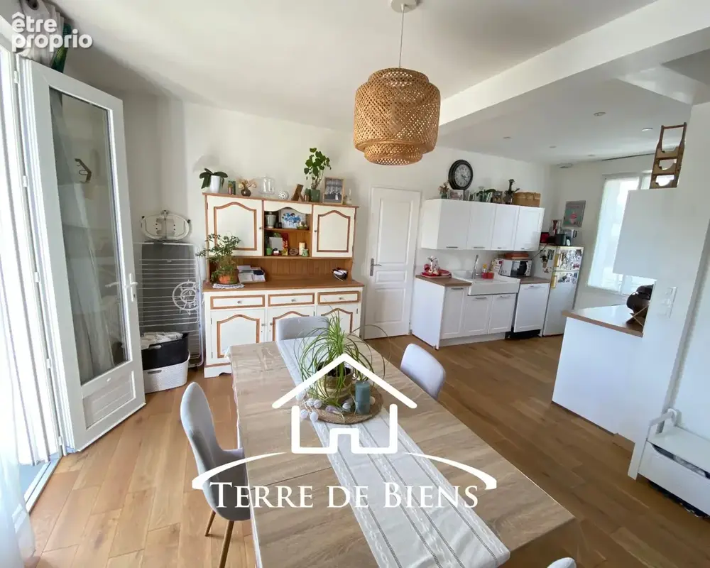 Maison individuelle rénovée, 77 m2 , 4 pièces, 2 chambres, sous sol, garage et jardin à SOISSONS - photo 6
