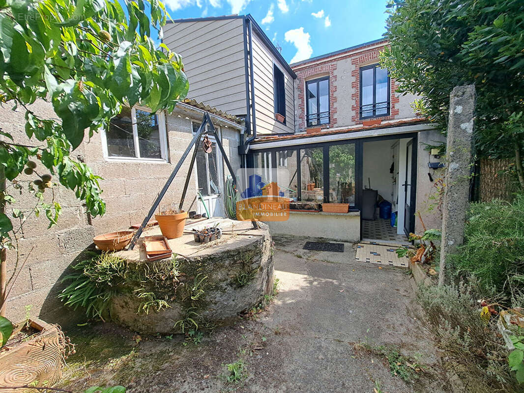 Maison à LA MONTAGNE