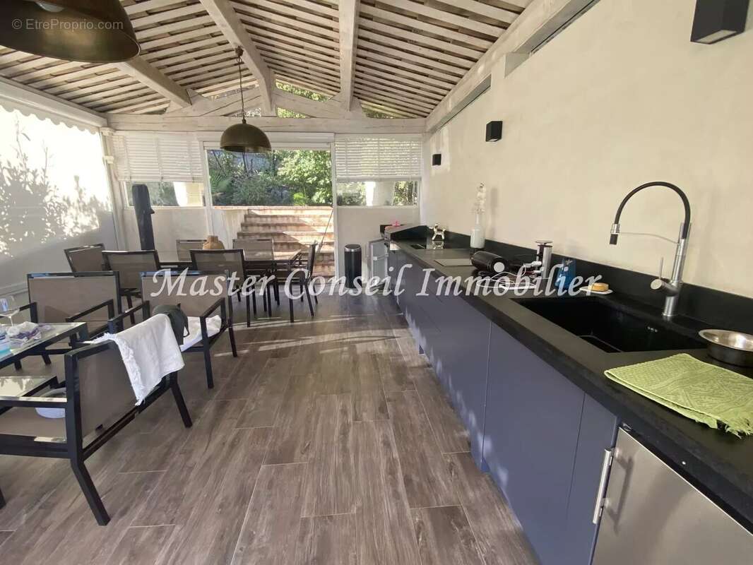Domaine privé  superbe villa 8p 280m² contemporaine renovee  vue mer - photo 11
