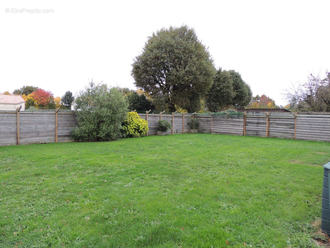 Maison à SAINTE-FLORENCE