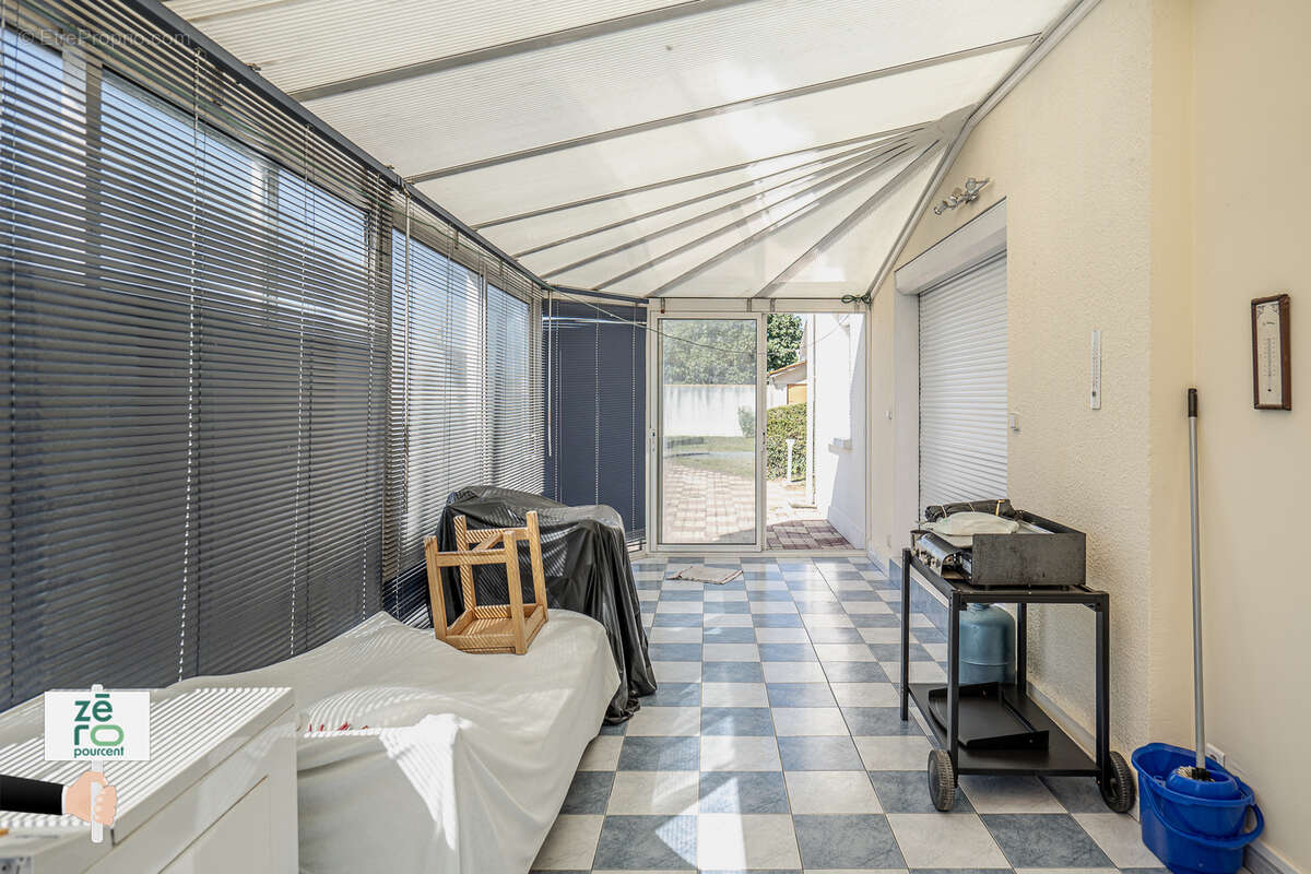 Maison à LES MAGNILS-REIGNIERS