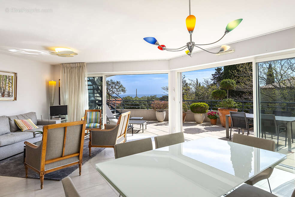 Appartement à SAINT-RAPHAEL