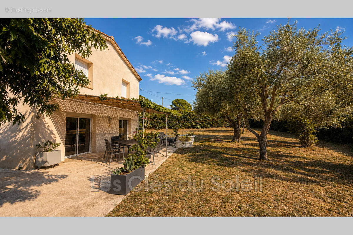 Maison à CAMPS-LA-SOURCE