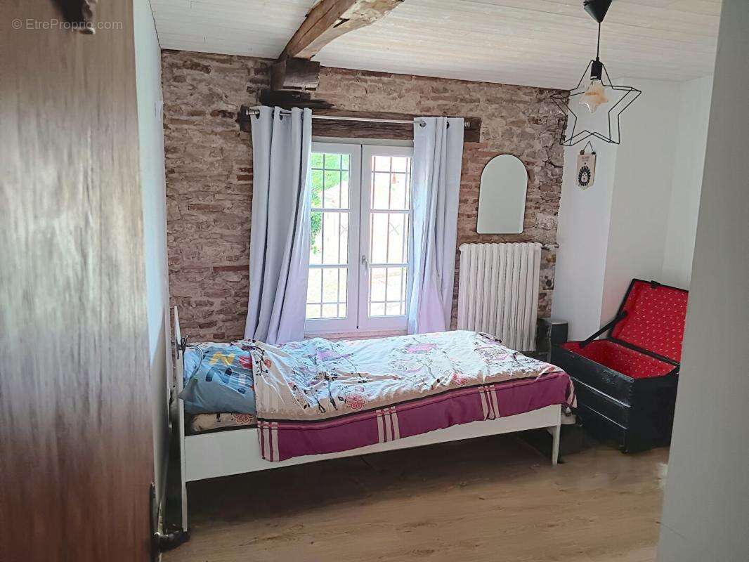 Cahors à 5 minutes du centre ville (quartier Cabessut), grande maison familiale avec jardin - photo 11
