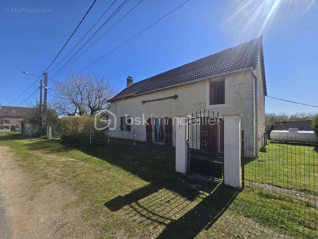 Magnifique maison de campagne à Saint Léger le Petit - photo 21