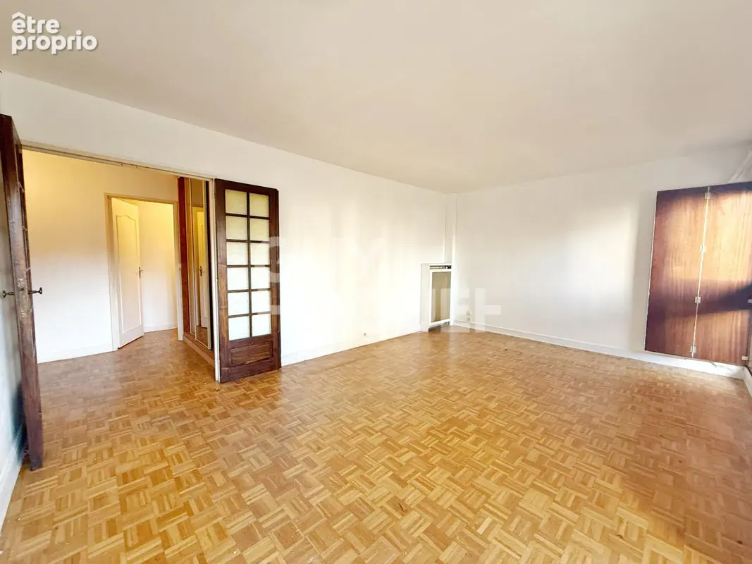 Appartement à NANTERRE