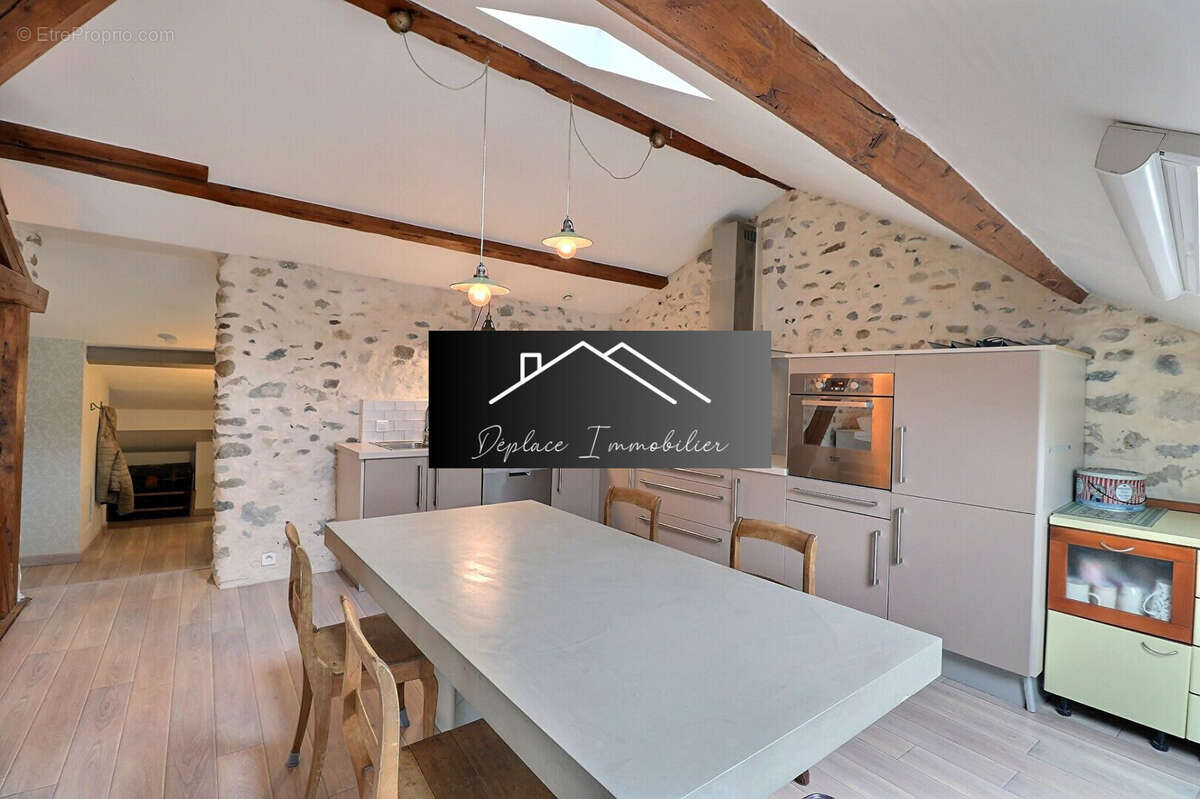 Appartement à PREVESSIN-MOENS