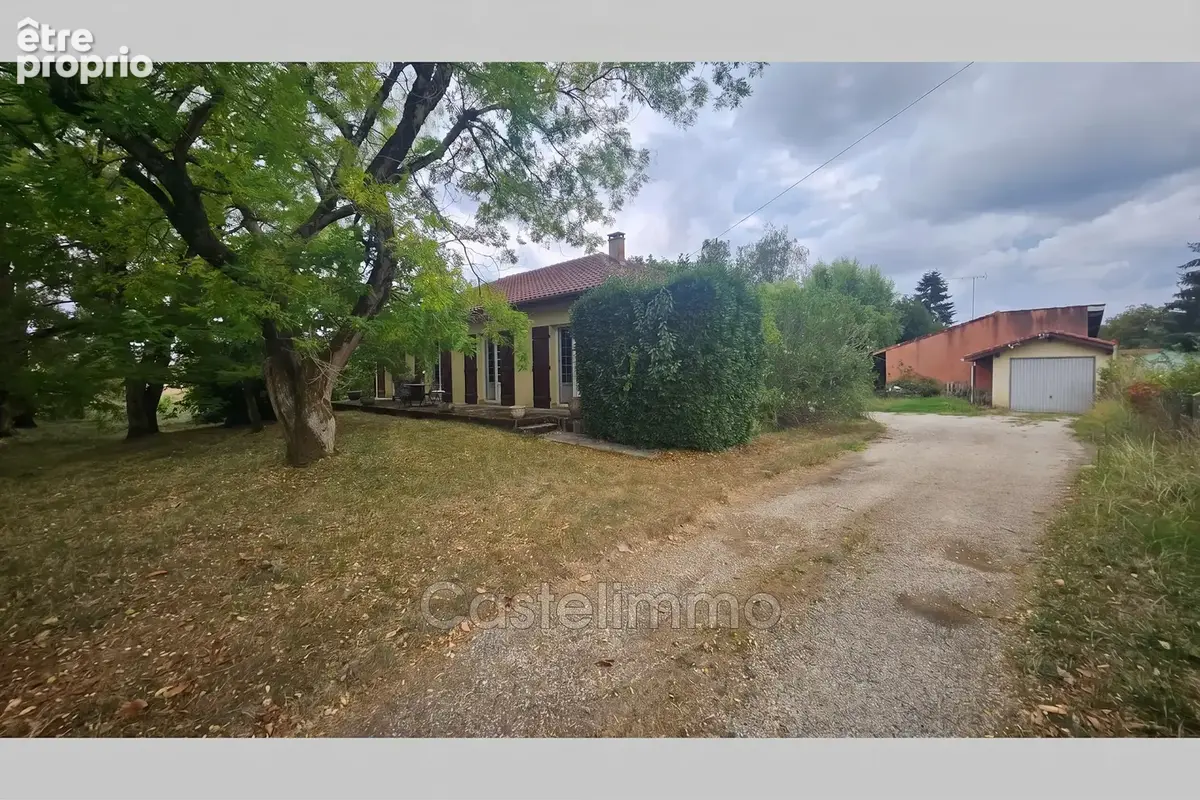 Maison à CASTELSARRASIN