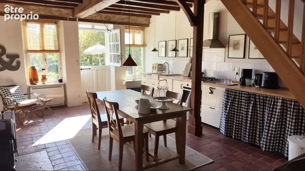 Ensemble de deux maisons dans un hameau paisible - photo 4