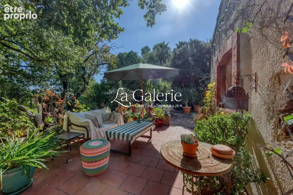 Maison 7 pièces 226 m² à vendre à Hyeres (83400) - photo 7