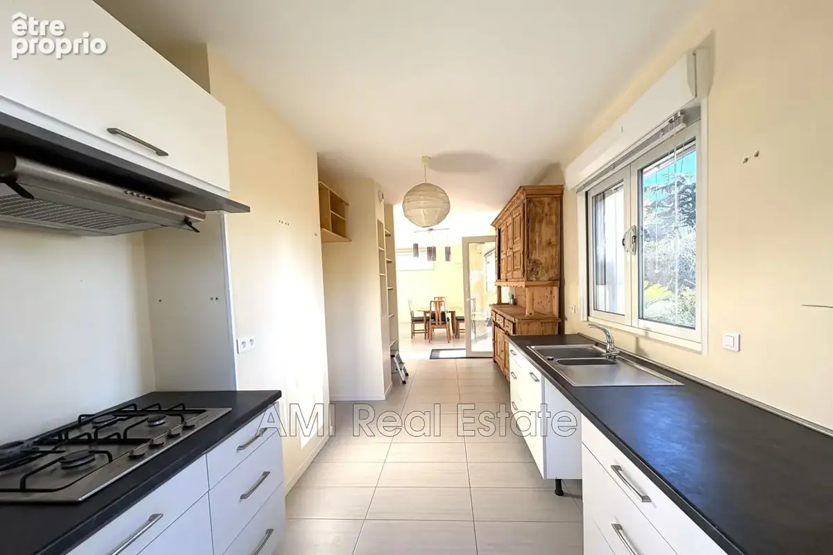 Maison 160 m² à Nice  - photo 5