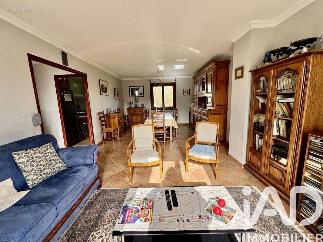 Maison 105 m² à Pont-Sur-Yonne  - photo 4